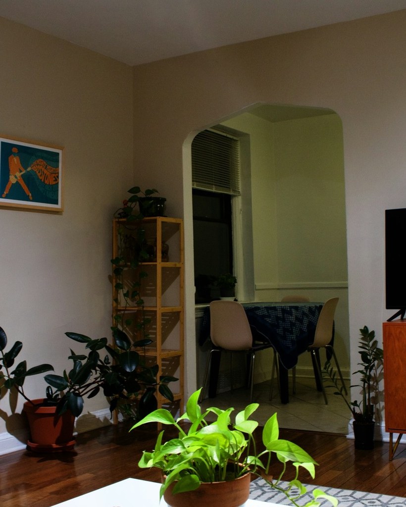 Living room before Decora redesign